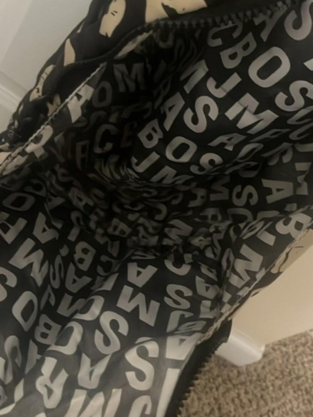 MARC by MARC JACOBS CREAM KISS QUILTED BACKPACK - Picture 8 of 10
